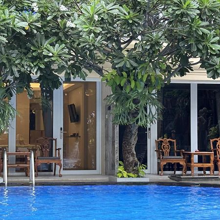 Green Garden Hotel Kuta  Exterior photo