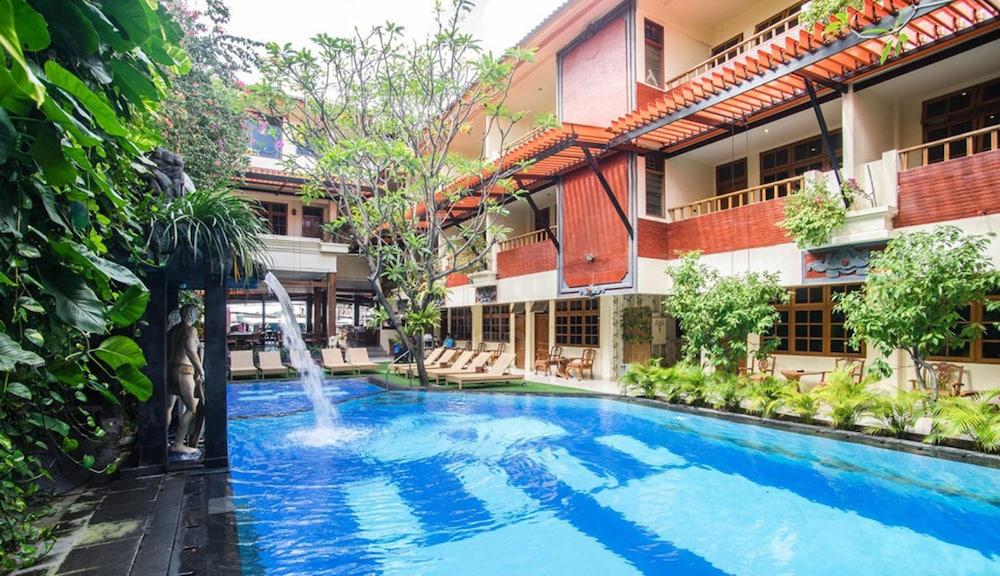 Green Garden Hotel Kuta  Exterior photo